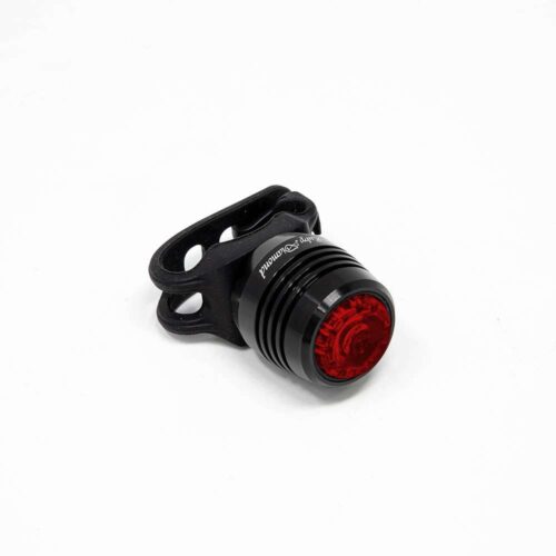 LUZ TRAS RC100 LED ROJO CUERPO EN ALUMINIO NEGRO BATERIA RECARGABLE USB
